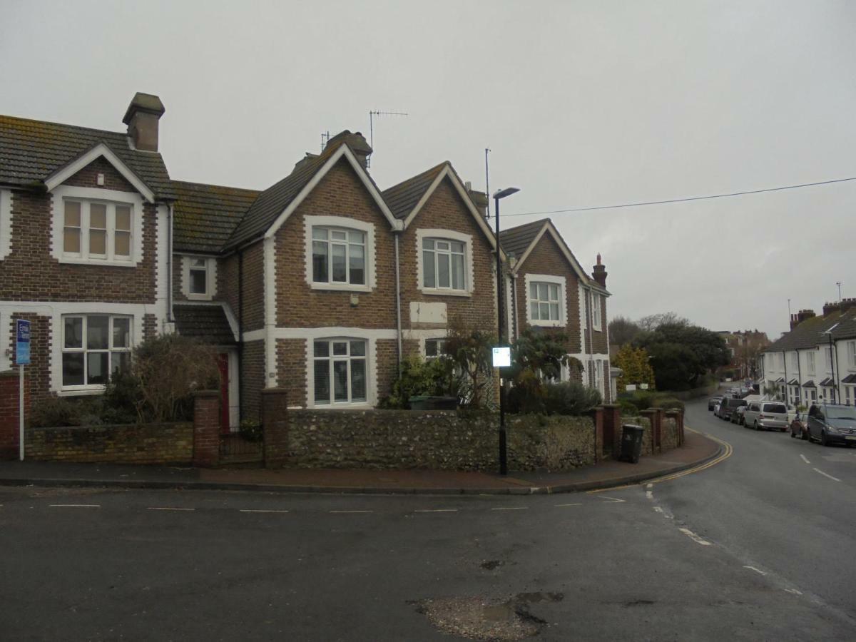 Downs Gate Cottage Eastbourne Exterior photo
